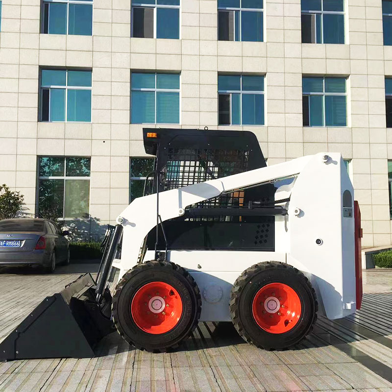 滑移裝載機(jī)